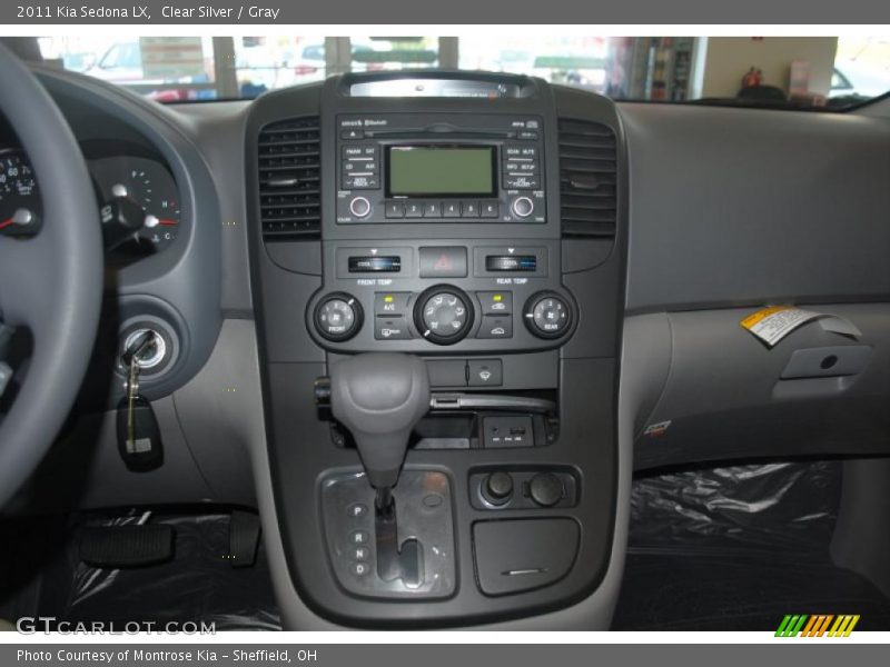 Clear Silver / Gray 2011 Kia Sedona LX