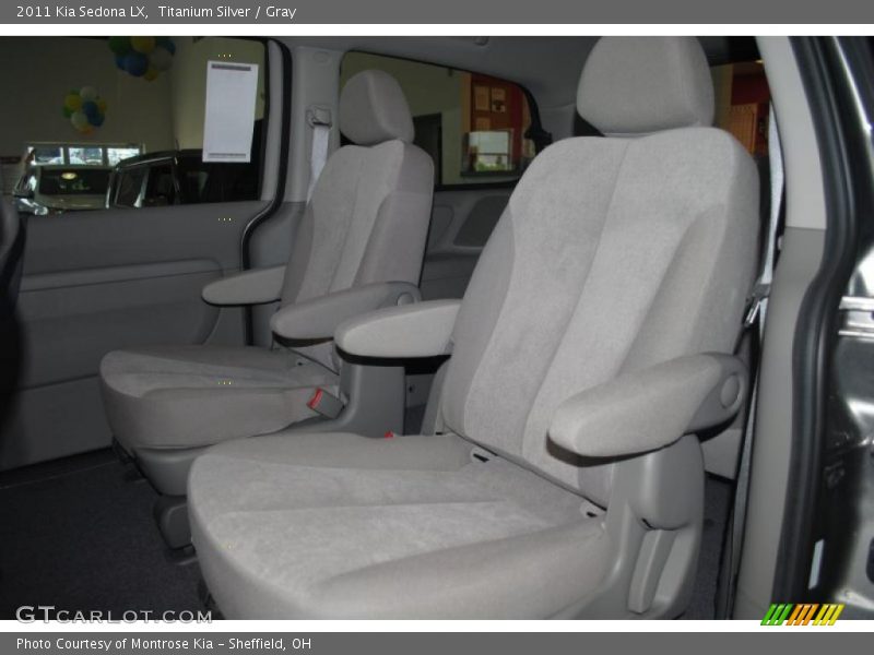 Titanium Silver / Gray 2011 Kia Sedona LX