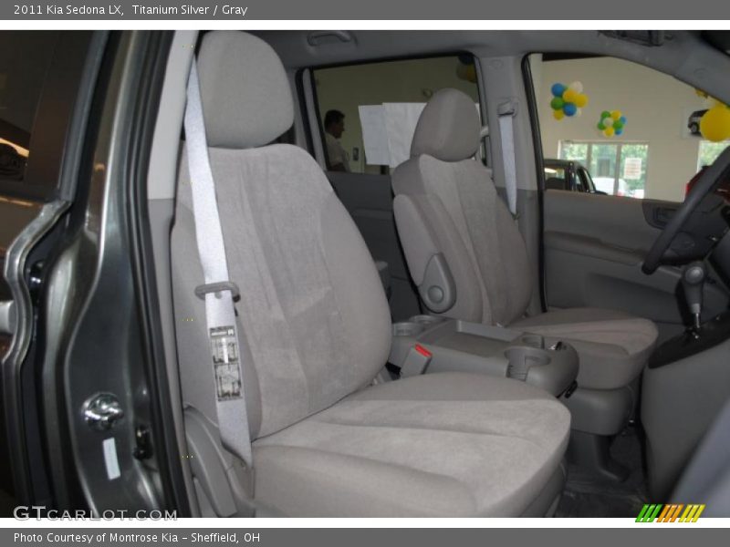 Titanium Silver / Gray 2011 Kia Sedona LX