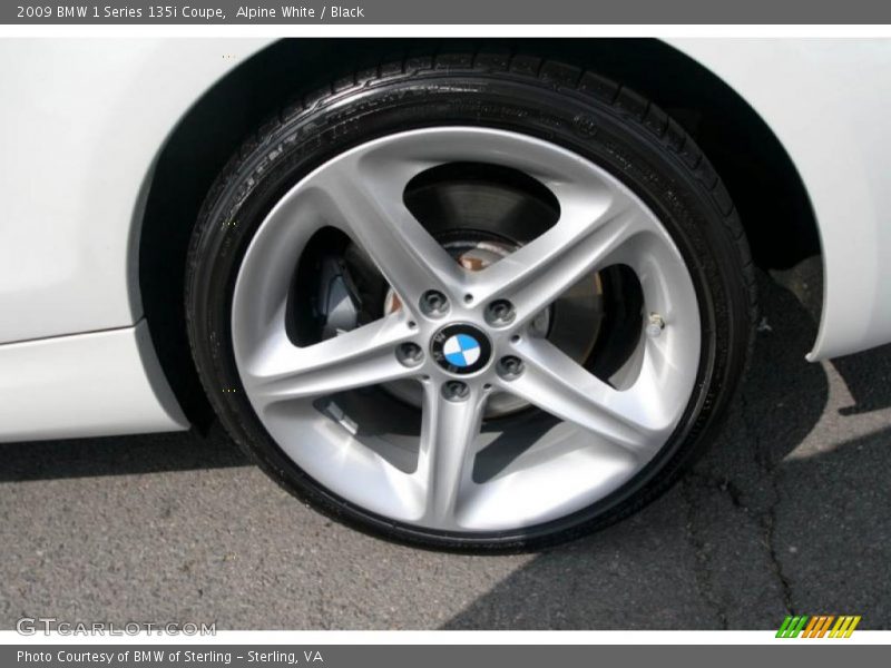 Alpine White / Black 2009 BMW 1 Series 135i Coupe
