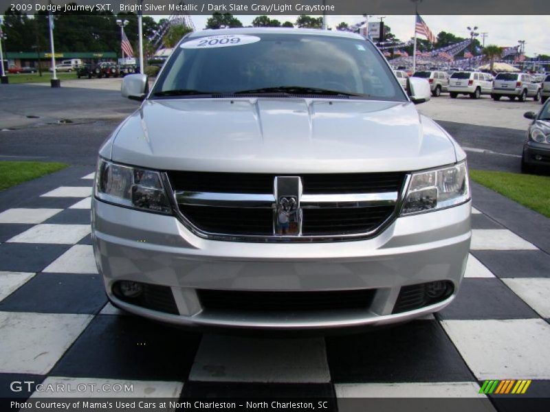 Bright Silver Metallic / Dark Slate Gray/Light Graystone 2009 Dodge Journey SXT