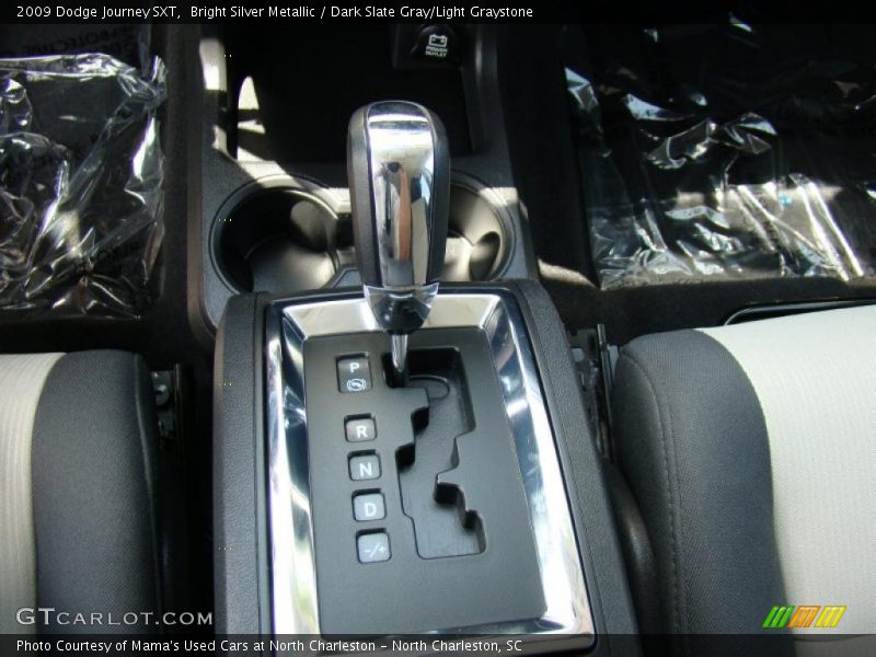 Bright Silver Metallic / Dark Slate Gray/Light Graystone 2009 Dodge Journey SXT