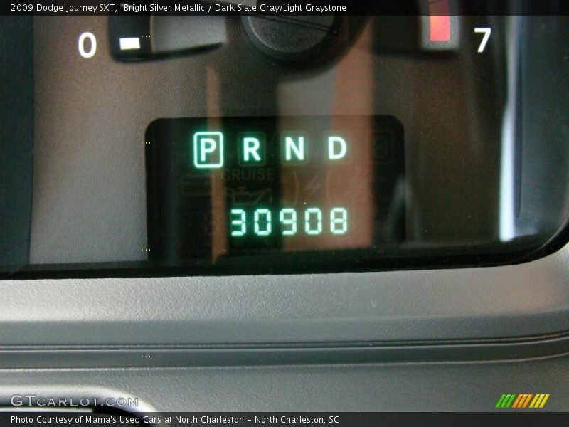 Bright Silver Metallic / Dark Slate Gray/Light Graystone 2009 Dodge Journey SXT