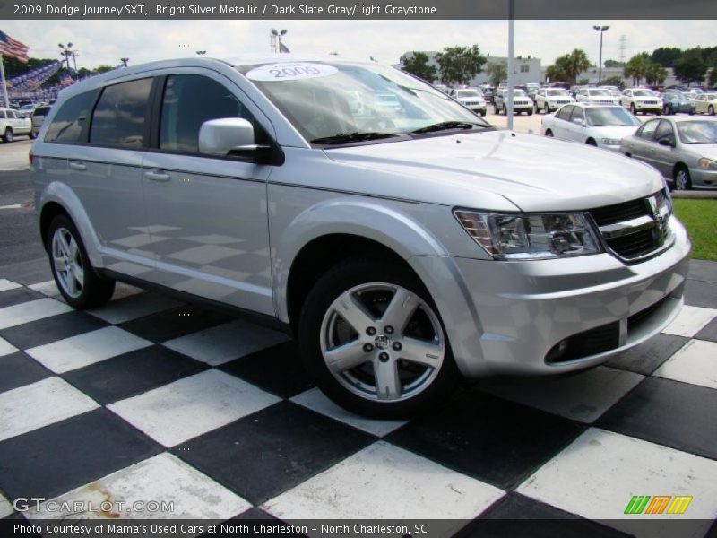 Bright Silver Metallic / Dark Slate Gray/Light Graystone 2009 Dodge Journey SXT