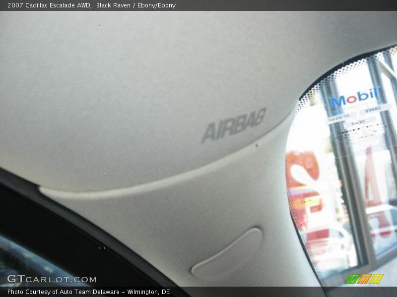 Black Raven / Ebony/Ebony 2007 Cadillac Escalade AWD