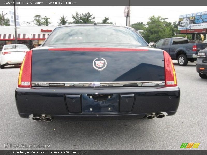 Blue Chip / Titanium 2007 Cadillac DTS Luxury