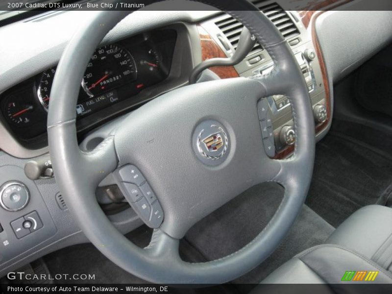 Blue Chip / Titanium 2007 Cadillac DTS Luxury