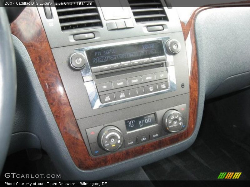 Blue Chip / Titanium 2007 Cadillac DTS Luxury