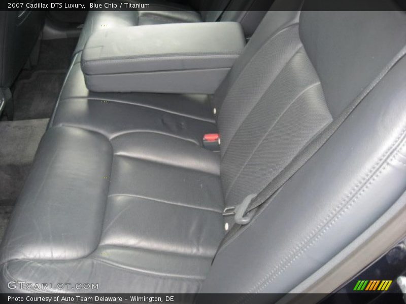 Blue Chip / Titanium 2007 Cadillac DTS Luxury