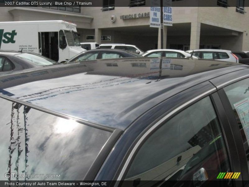Blue Chip / Titanium 2007 Cadillac DTS Luxury