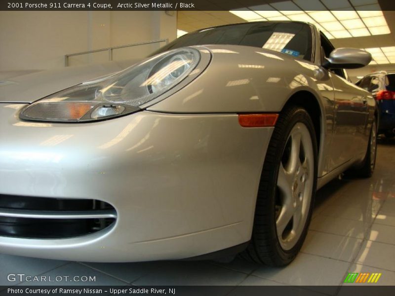 Arctic Silver Metallic / Black 2001 Porsche 911 Carrera 4 Coupe