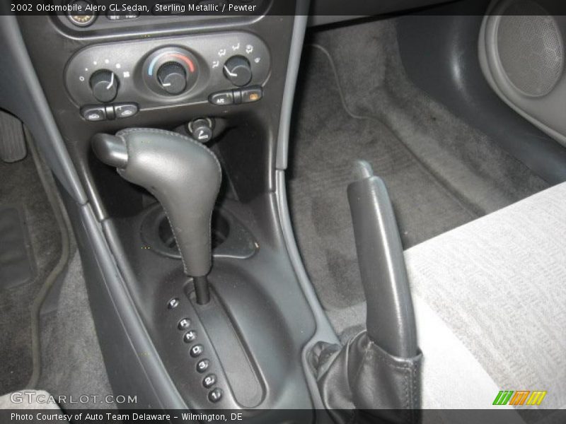 Sterling Metallic / Pewter 2002 Oldsmobile Alero GL Sedan