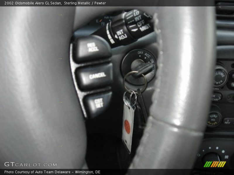Sterling Metallic / Pewter 2002 Oldsmobile Alero GL Sedan