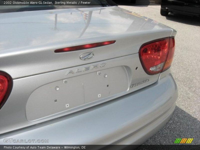 Sterling Metallic / Pewter 2002 Oldsmobile Alero GL Sedan