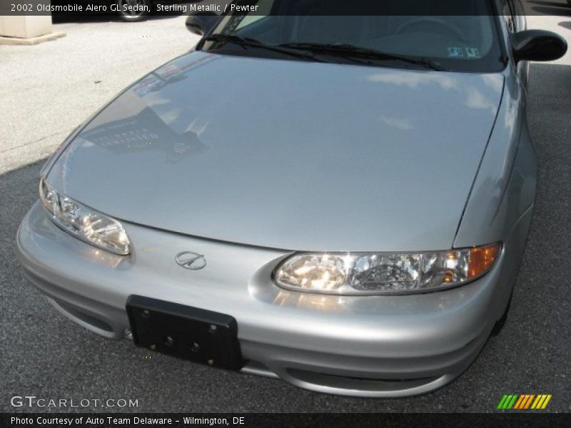 Sterling Metallic / Pewter 2002 Oldsmobile Alero GL Sedan