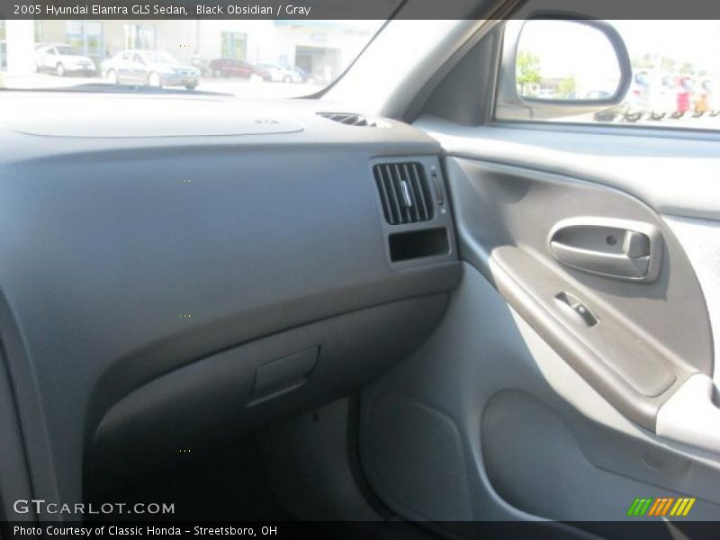 Black Obsidian / Gray 2005 Hyundai Elantra GLS Sedan