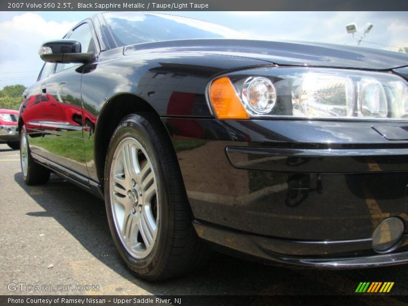 Black Sapphire Metallic / Taupe/Light Taupe 2007 Volvo S60 2.5T