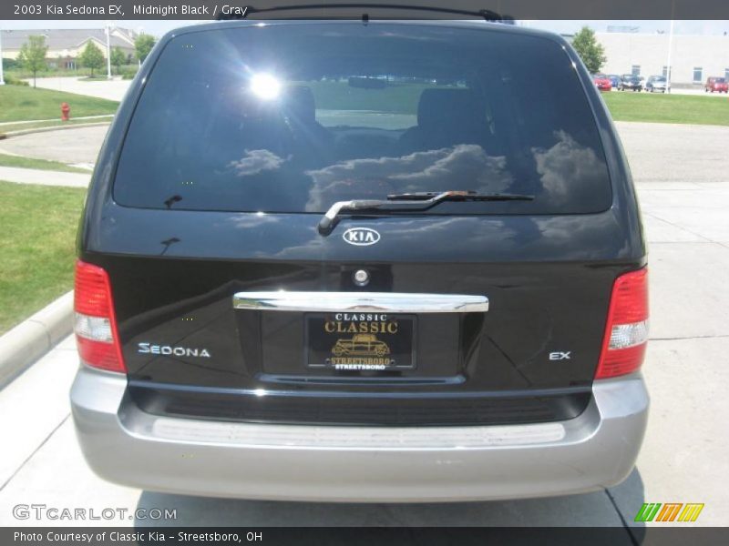 Midnight Black / Gray 2003 Kia Sedona EX