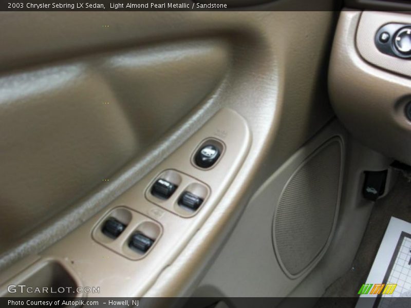 Light Almond Pearl Metallic / Sandstone 2003 Chrysler Sebring LX Sedan