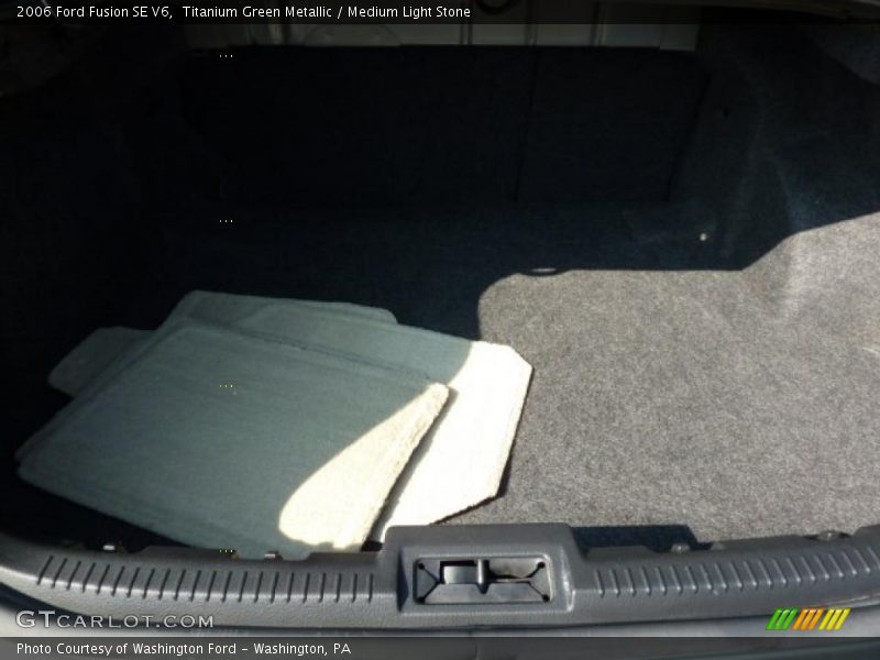 Titanium Green Metallic / Medium Light Stone 2006 Ford Fusion SE V6