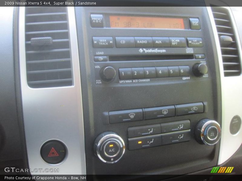 Super Black / Sandstone 2009 Nissan Xterra S 4x4