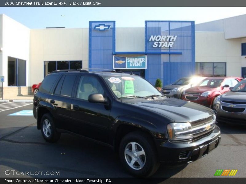 Black / Light Gray 2006 Chevrolet TrailBlazer LS 4x4