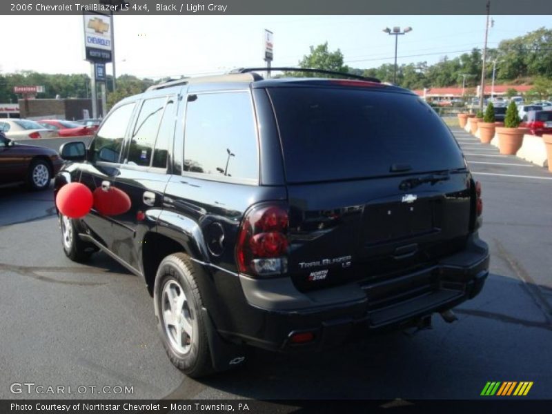 Black / Light Gray 2006 Chevrolet TrailBlazer LS 4x4