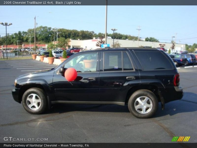 Black / Light Gray 2006 Chevrolet TrailBlazer LS 4x4