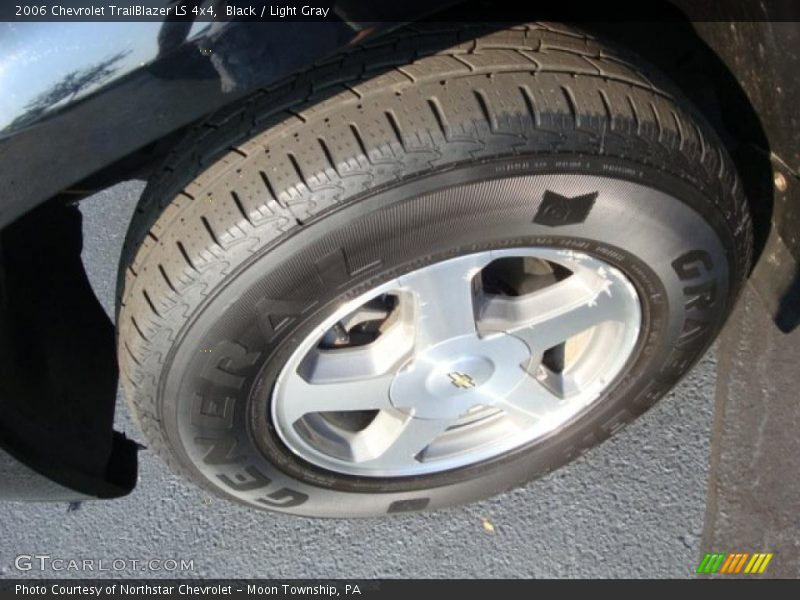 Black / Light Gray 2006 Chevrolet TrailBlazer LS 4x4