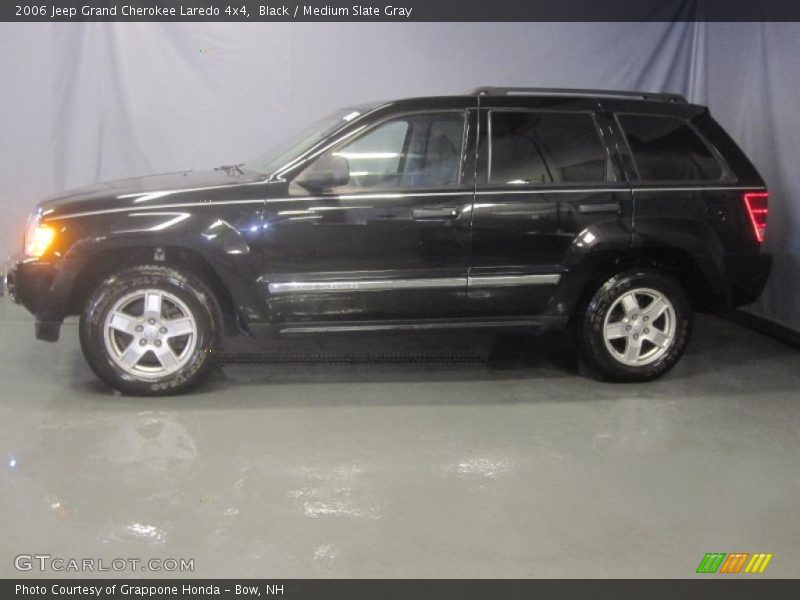 Black / Medium Slate Gray 2006 Jeep Grand Cherokee Laredo 4x4