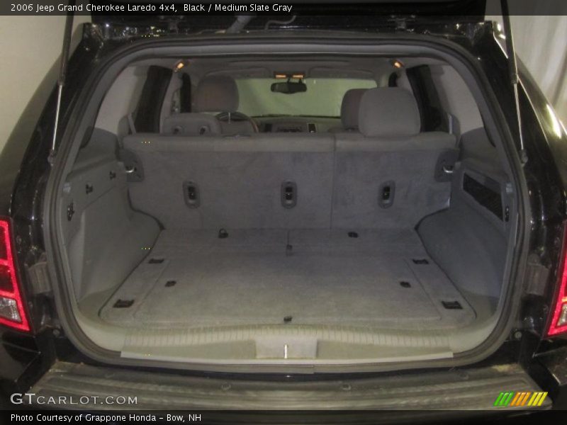 Black / Medium Slate Gray 2006 Jeep Grand Cherokee Laredo 4x4