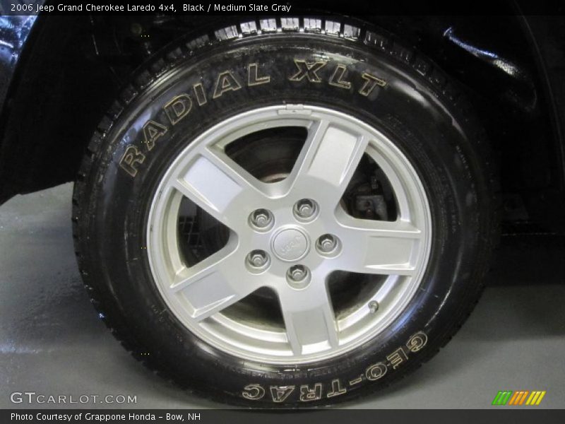 Black / Medium Slate Gray 2006 Jeep Grand Cherokee Laredo 4x4