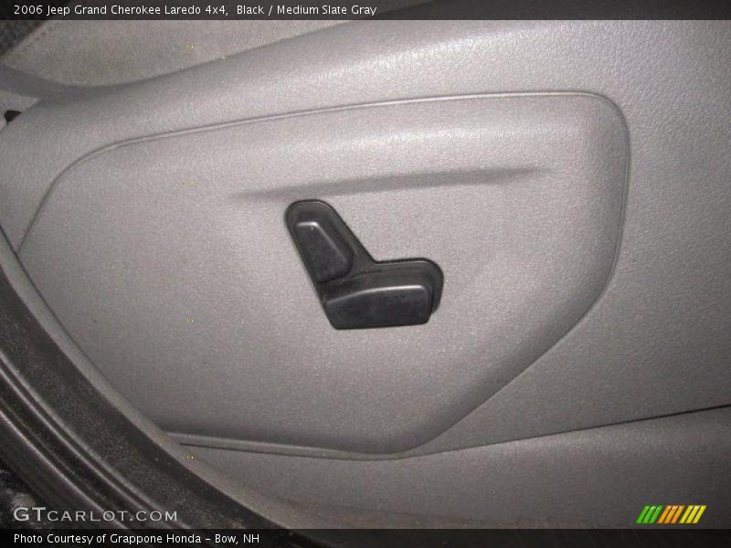 Black / Medium Slate Gray 2006 Jeep Grand Cherokee Laredo 4x4