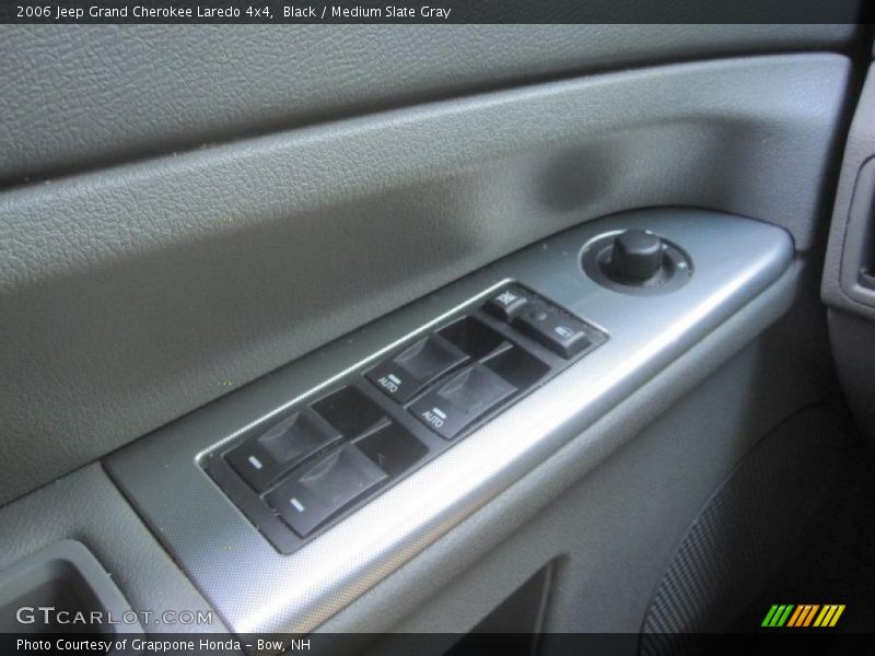 Black / Medium Slate Gray 2006 Jeep Grand Cherokee Laredo 4x4