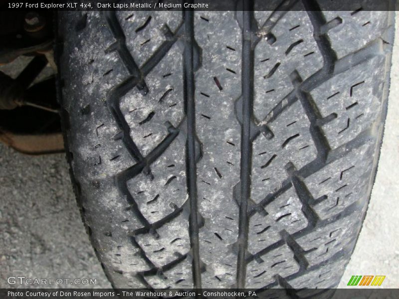 Dark Lapis Metallic / Medium Graphite 1997 Ford Explorer XLT 4x4