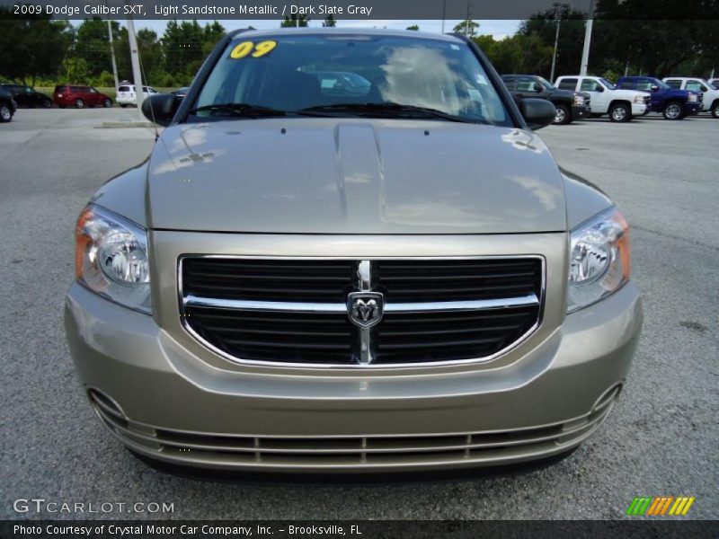 Light Sandstone Metallic / Dark Slate Gray 2009 Dodge Caliber SXT