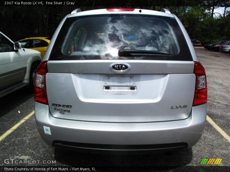 Fine Silver / Gray 2007 Kia Rondo LX V6