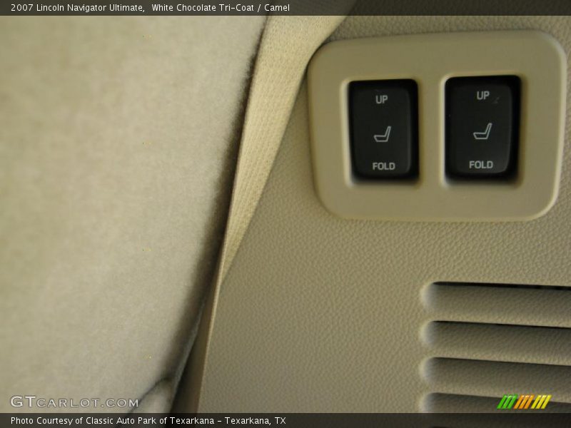 White Chocolate Tri-Coat / Camel 2007 Lincoln Navigator Ultimate
