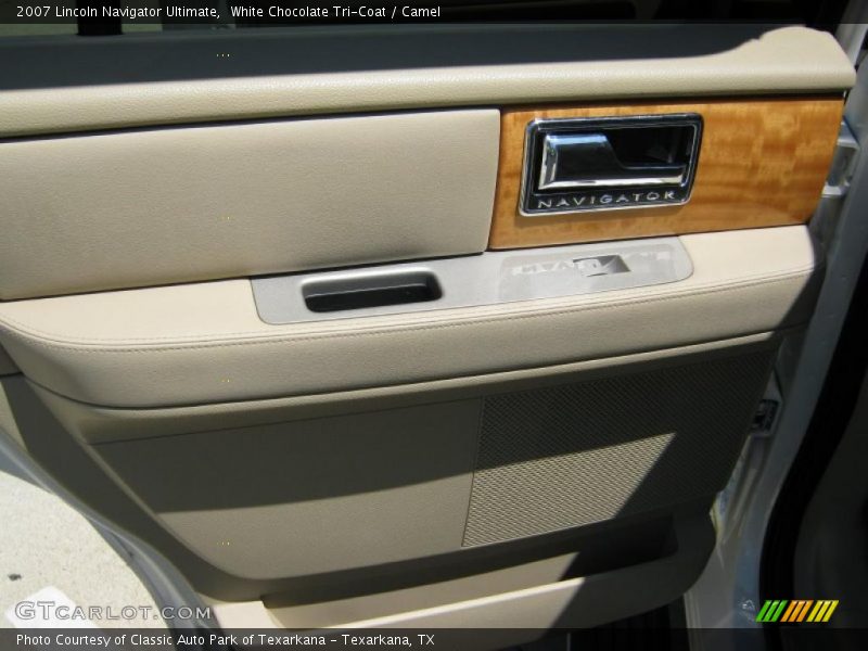 White Chocolate Tri-Coat / Camel 2007 Lincoln Navigator Ultimate