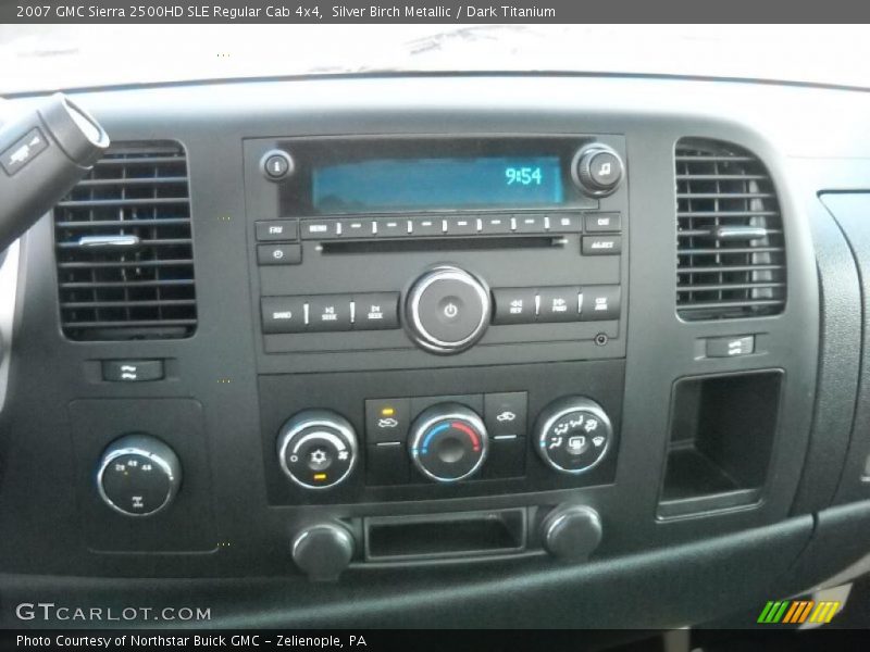 Silver Birch Metallic / Dark Titanium 2007 GMC Sierra 2500HD SLE Regular Cab 4x4