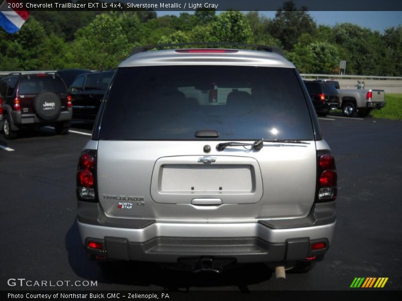 Silverstone Metallic / Light Gray 2005 Chevrolet TrailBlazer EXT LS 4x4