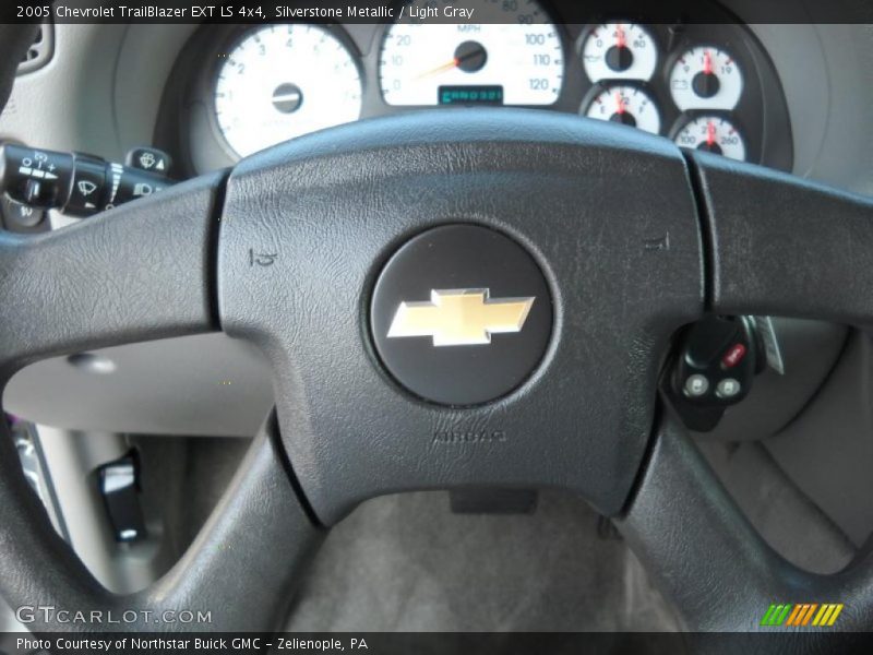 Silverstone Metallic / Light Gray 2005 Chevrolet TrailBlazer EXT LS 4x4