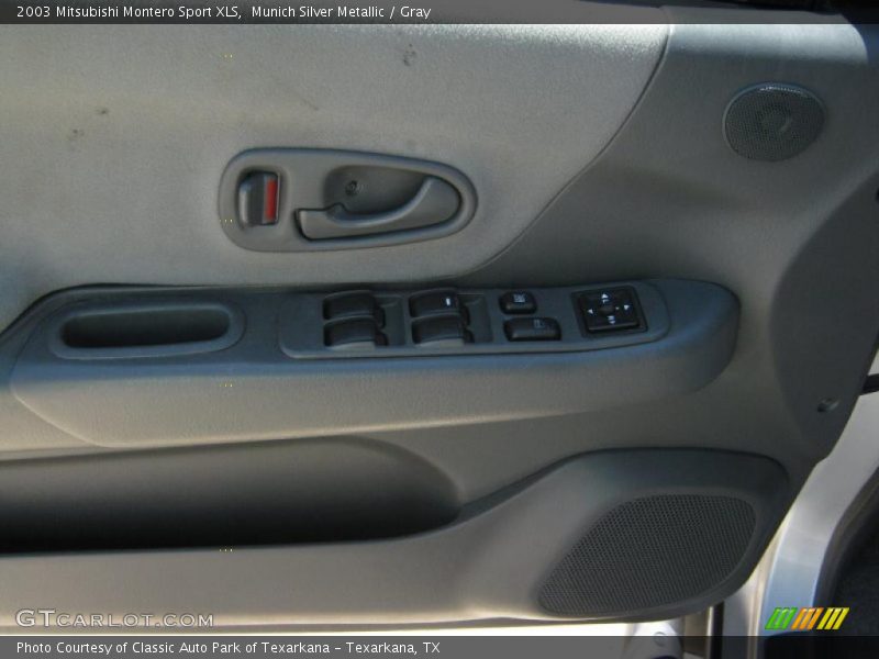 Munich Silver Metallic / Gray 2003 Mitsubishi Montero Sport XLS