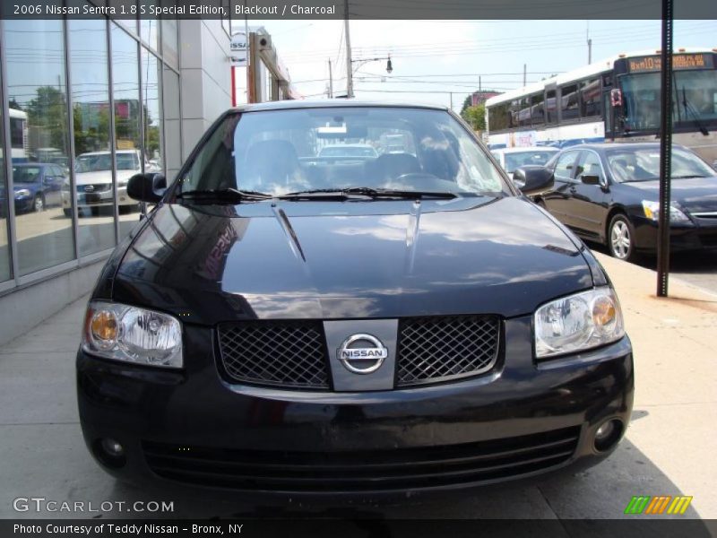 Blackout / Charcoal 2006 Nissan Sentra 1.8 S Special Edition