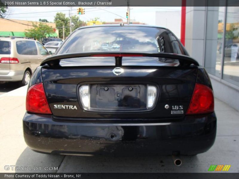 Blackout / Charcoal 2006 Nissan Sentra 1.8 S Special Edition