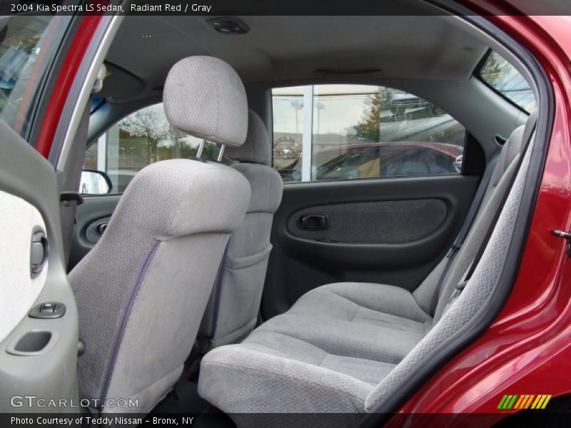 Radiant Red / Gray 2004 Kia Spectra LS Sedan