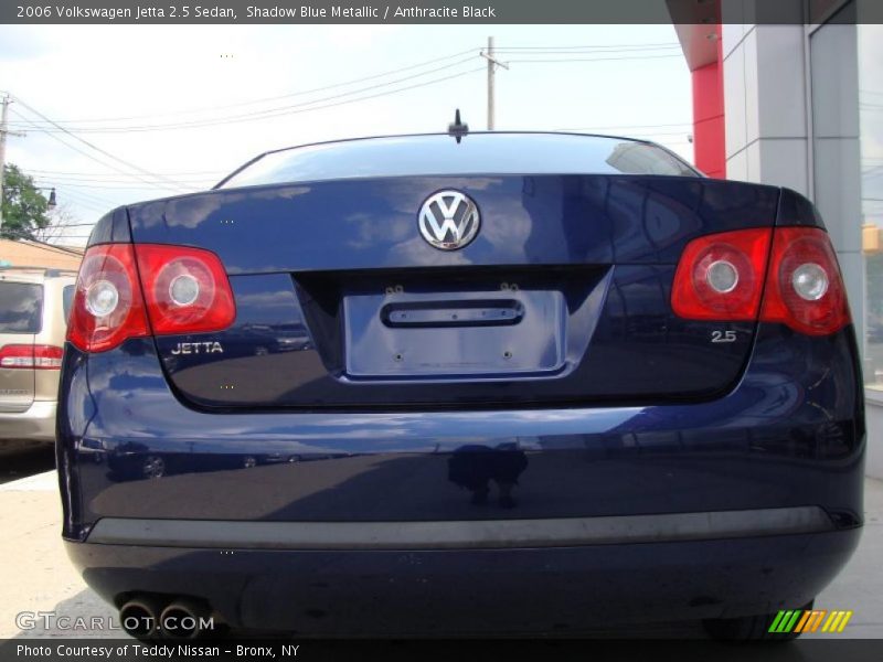 Shadow Blue Metallic / Anthracite Black 2006 Volkswagen Jetta 2.5 Sedan