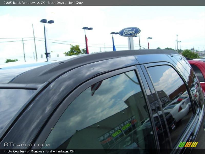 Black Onyx / Light Gray 2005 Buick Rendezvous CX