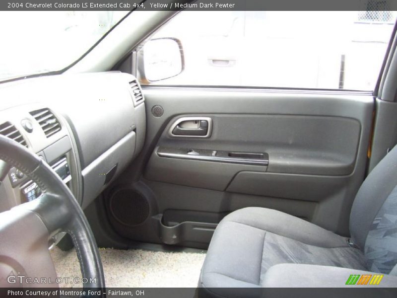 Yellow / Medium Dark Pewter 2004 Chevrolet Colorado LS Extended Cab 4x4