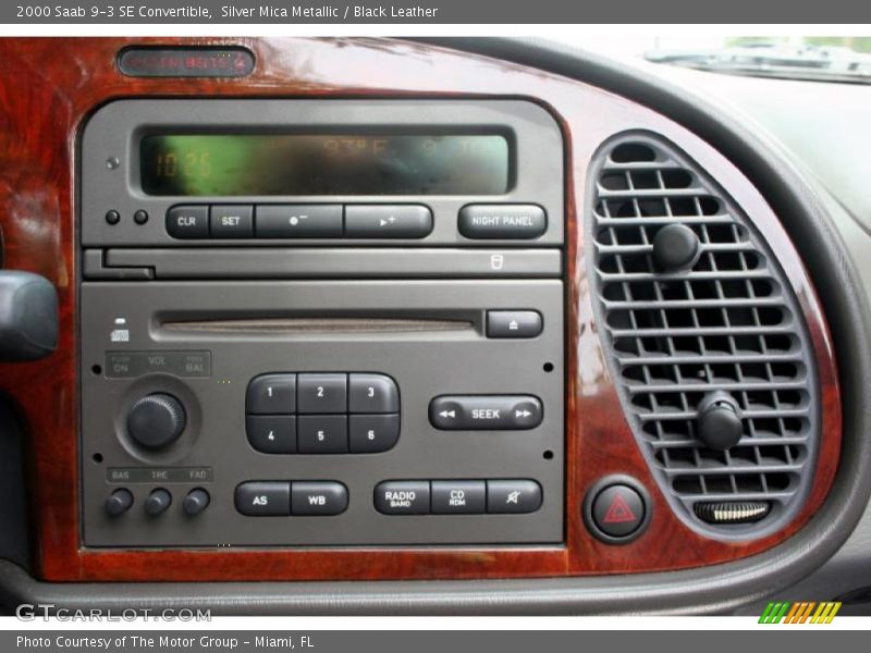 Silver Mica Metallic / Black Leather 2000 Saab 9-3 SE Convertible